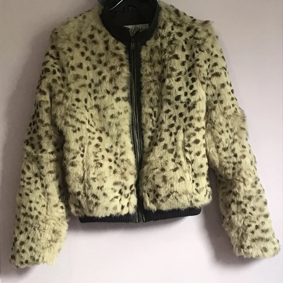 Genuine Rabbit Fur Coat - Picture 3 of 7